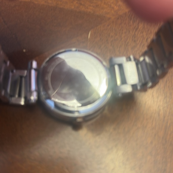 Michael Kors Gold and Silver Watch - Picture 2 of 4